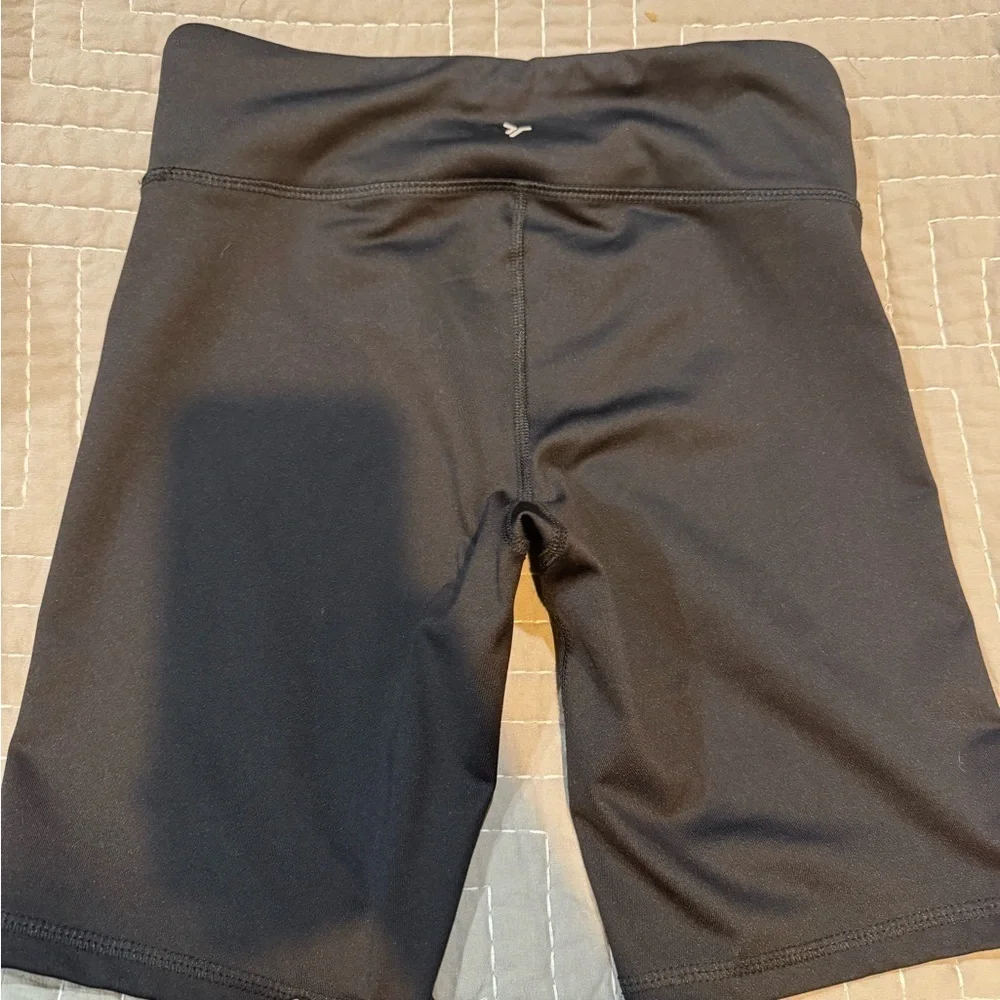 Old Navy sleek versatile