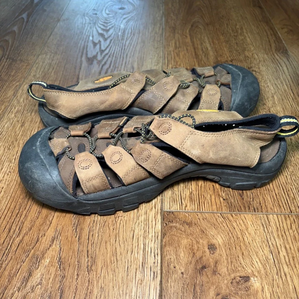 Keen Newport H2 Mens 11 Brown Leather Waterproof Hiking Sandals Sport Shoes