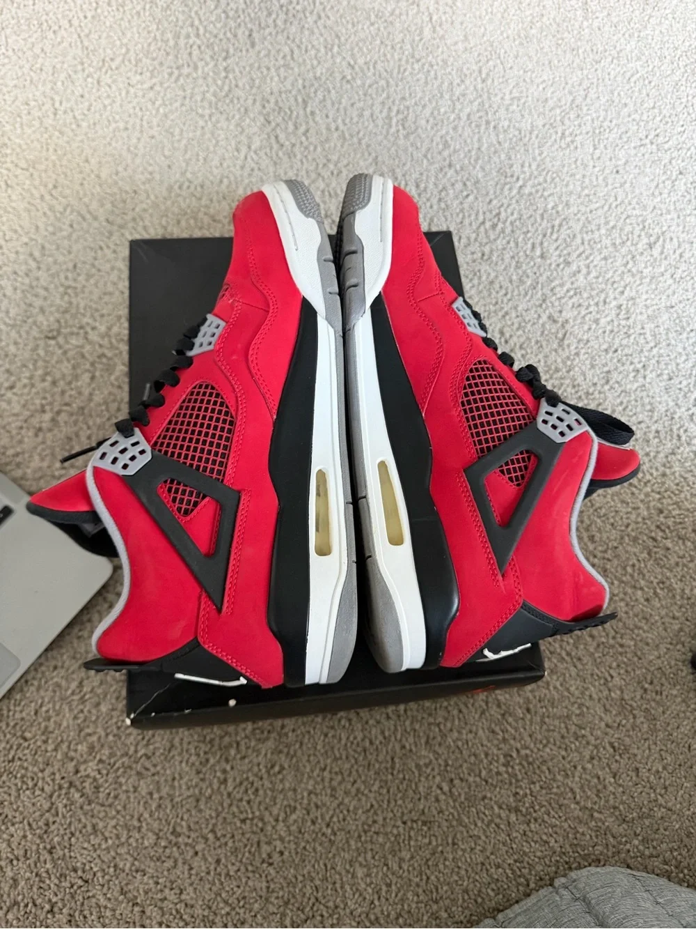 Jordan 4 Retro Toro Bravo 2013 Size 10.5 men