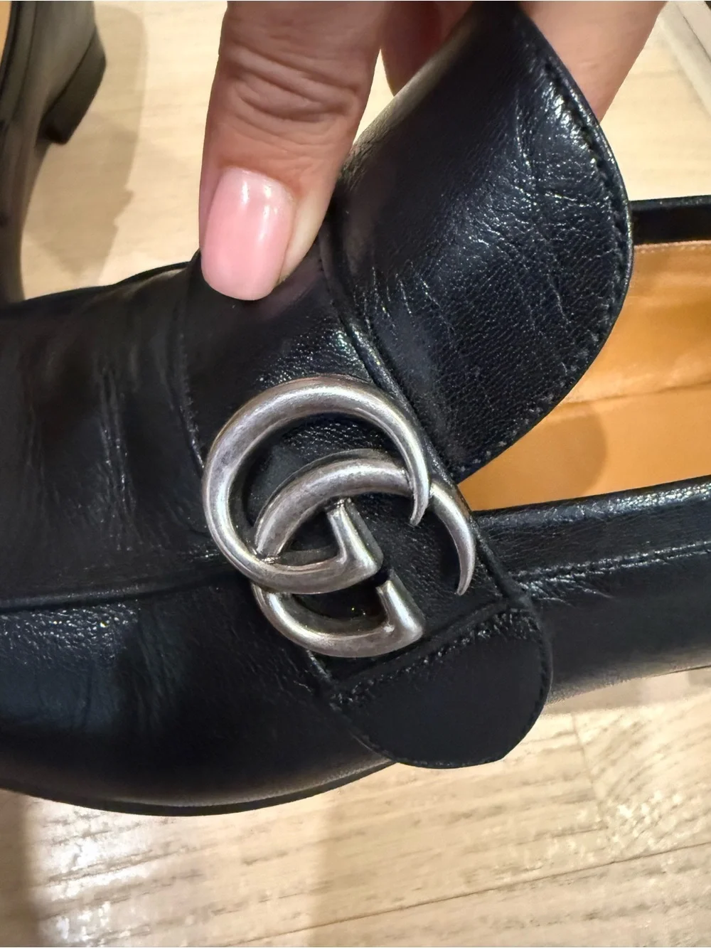 Gucci classic black