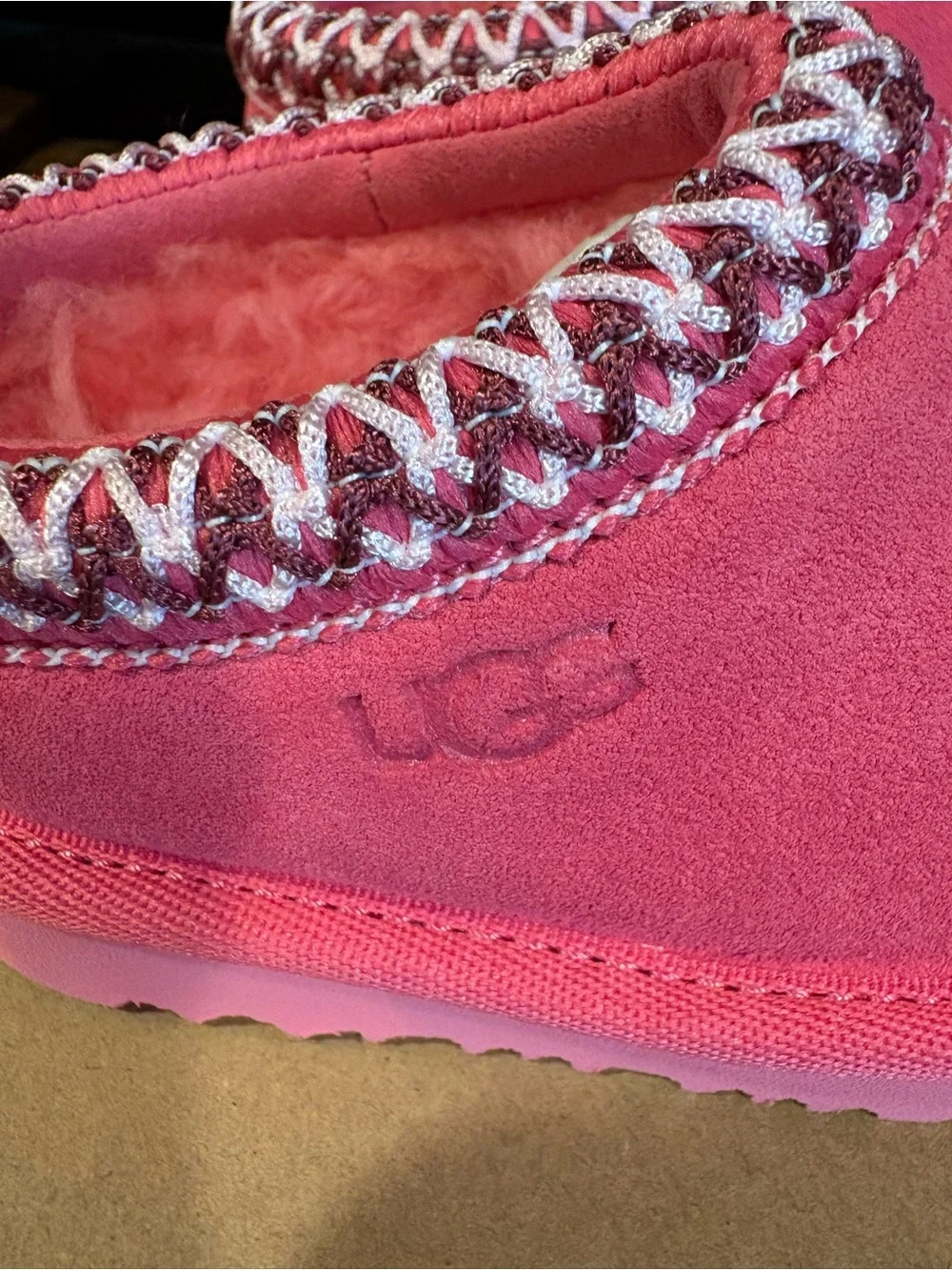 ▪️UGG Vibrant TASMAN 11 Slip Ons