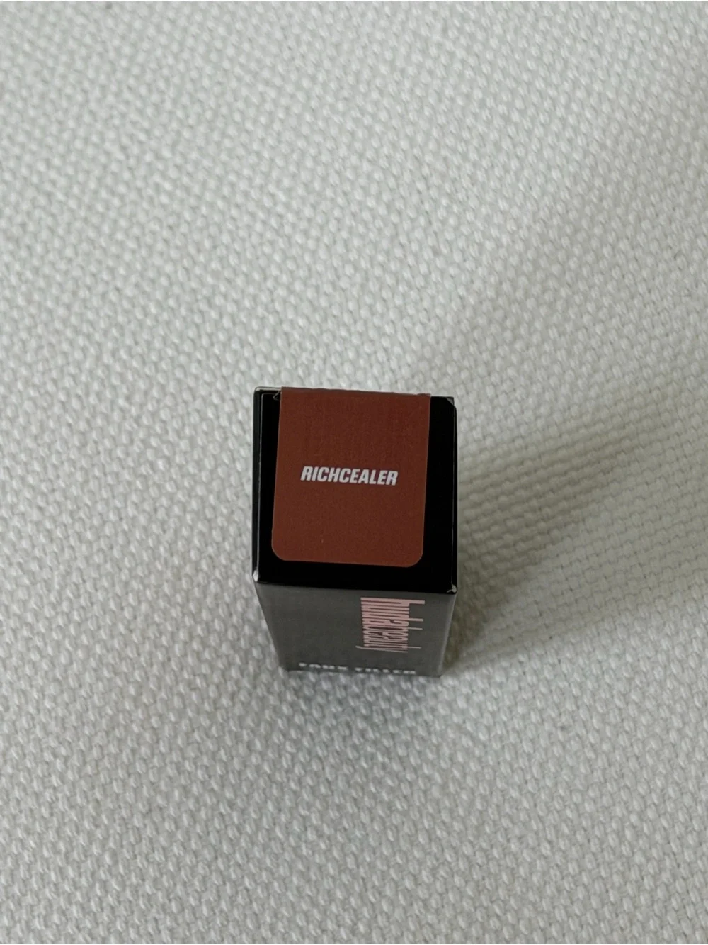 HUDA BEAUTY brand new