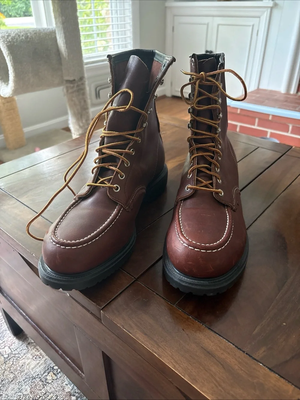 Red Wing classic brown