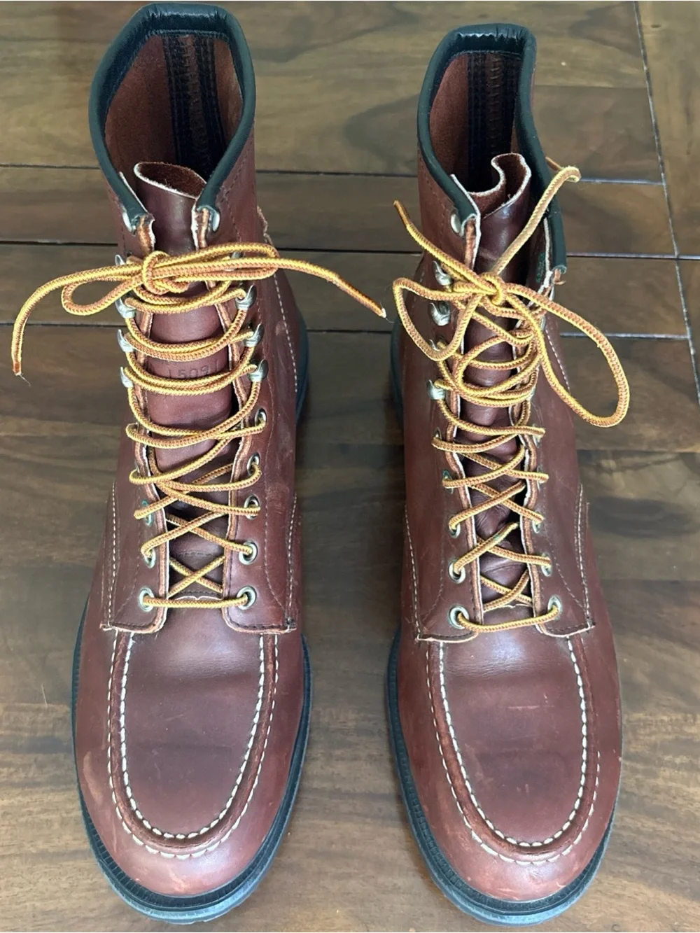 Red Wing classic brown