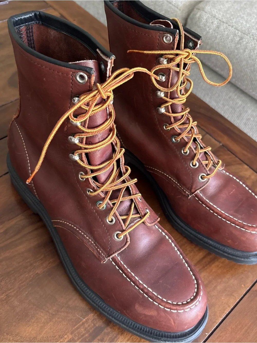 Red Wing classic brown
