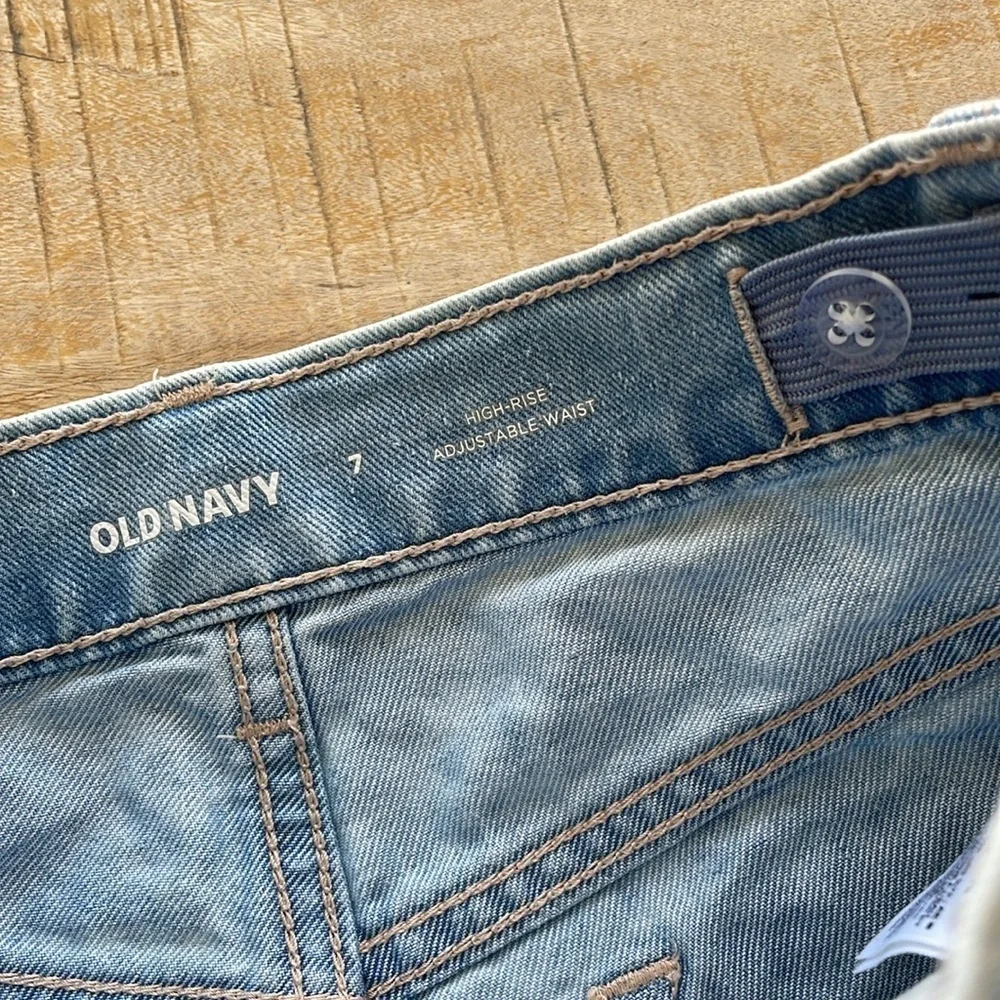 Old Navy waist very