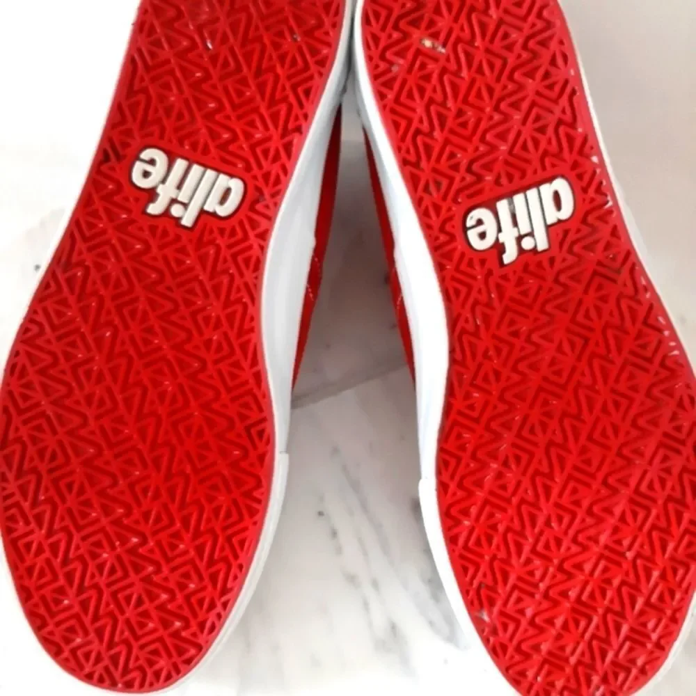 Alife public states