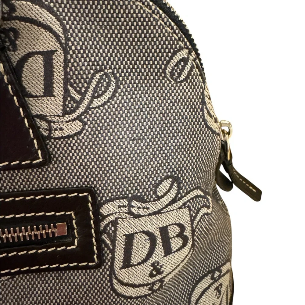 Dooney & Bourke excellent clean