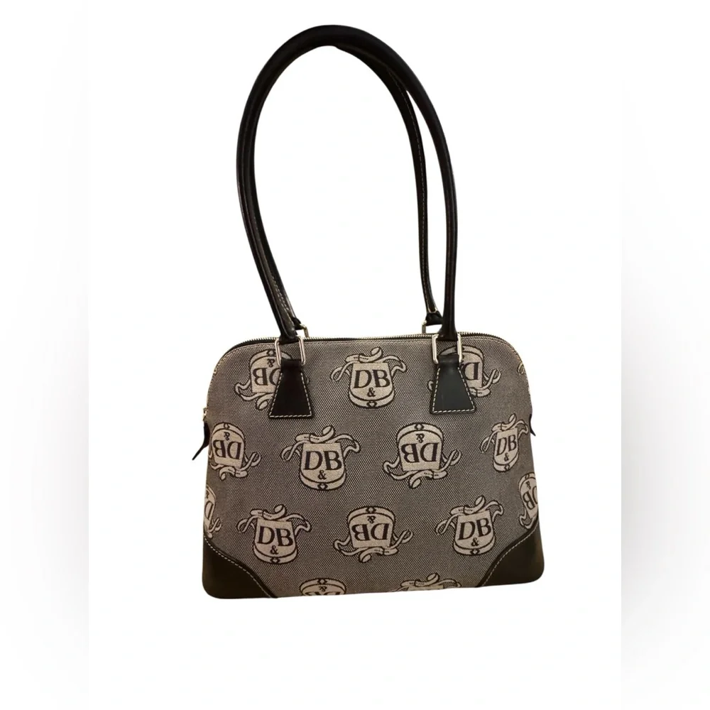 Dooney & Bourke excellent clean