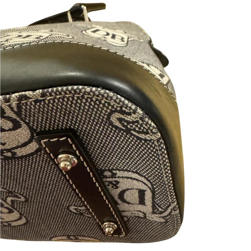 Dooney & Bourke excellent clean