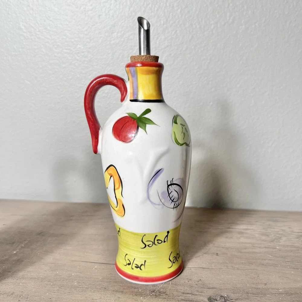 Tabletops Gallery •oil bottle