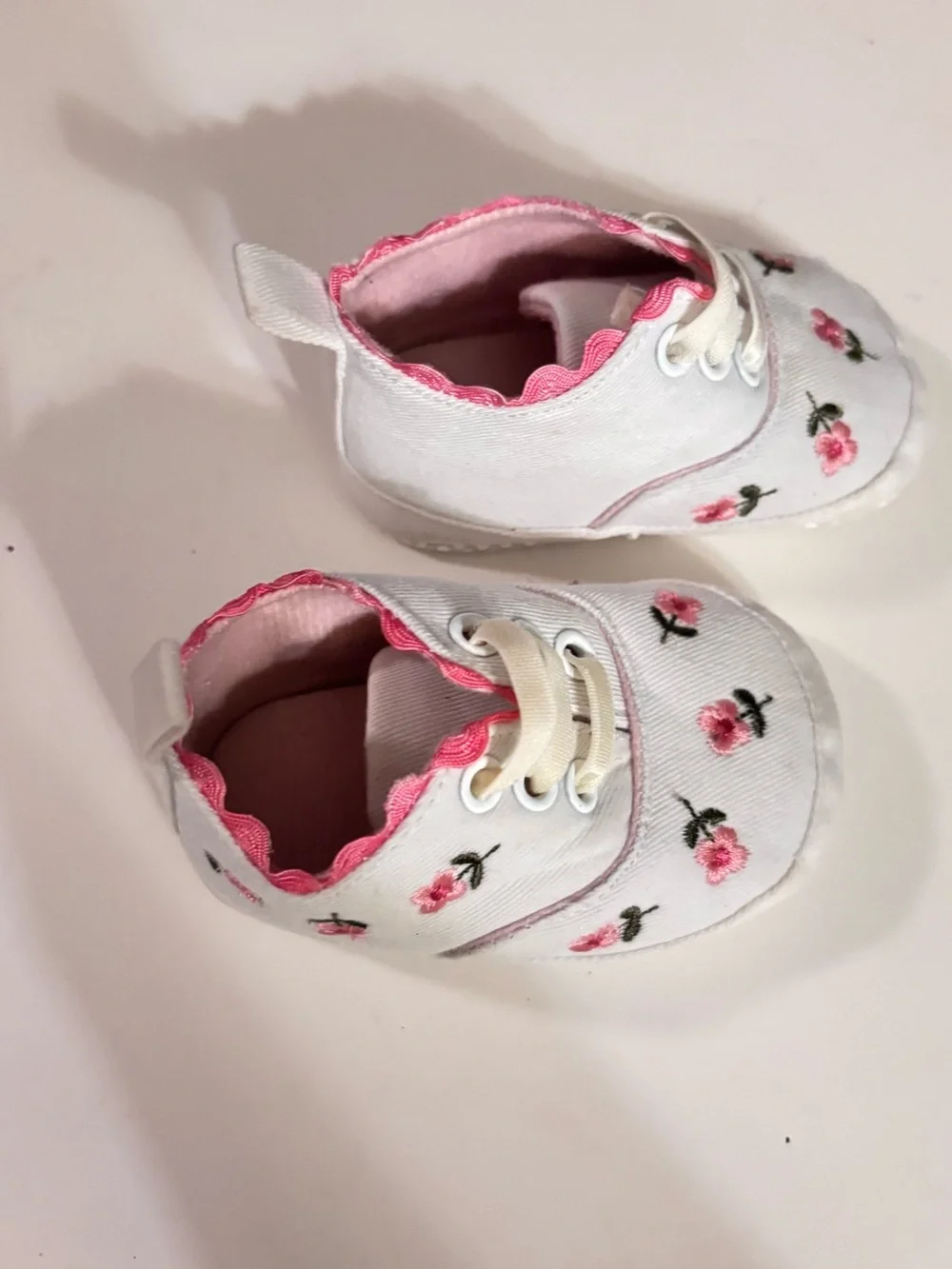 Infant White Canvas Shoes with Pink Floral Embroidery
