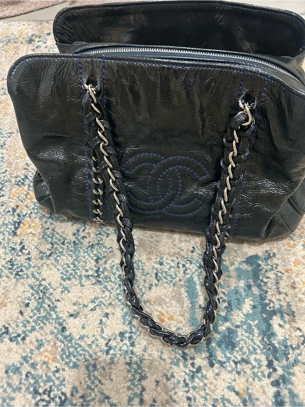 CHANEL sophisticated black