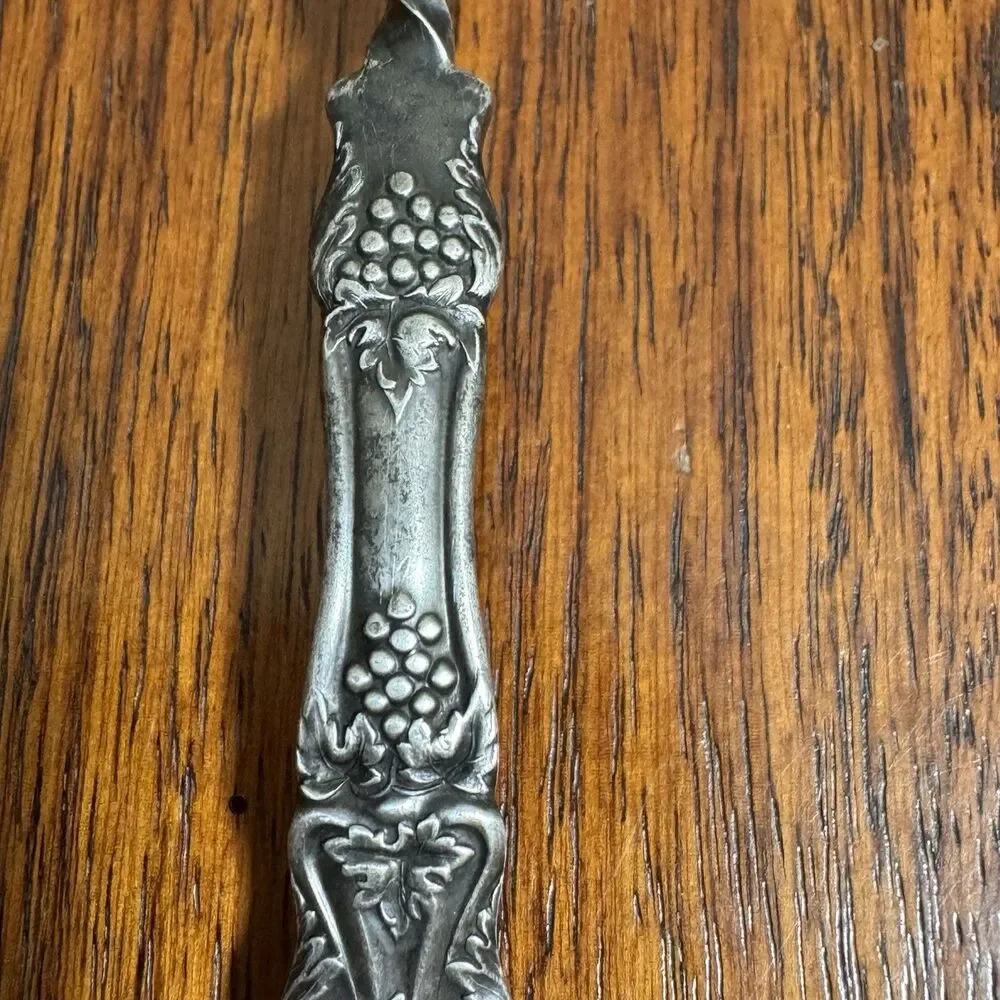 Antique 1881 Rogers A1 Silverplate La Vigne Grape Twisted Master Butter Knife
