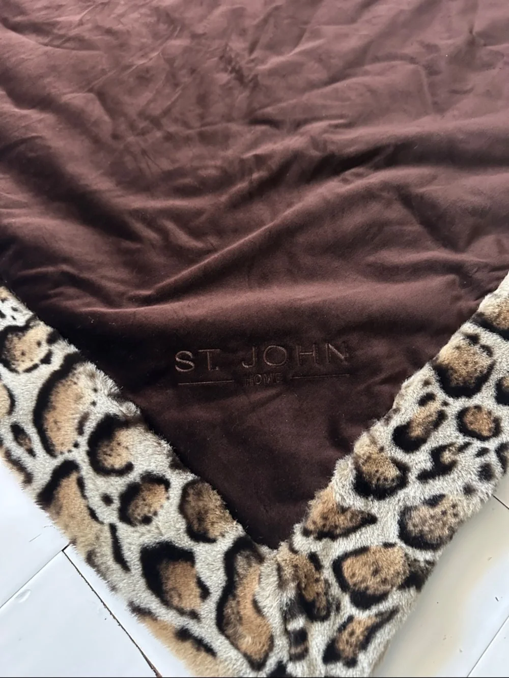 St John Home Blanket Heavyweight Soft Plush Reversible Animal Print Tan Brown