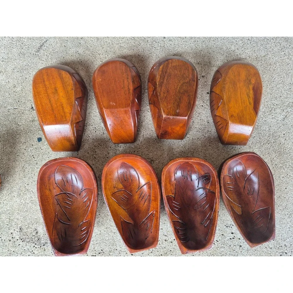 Unbranded vintage hand