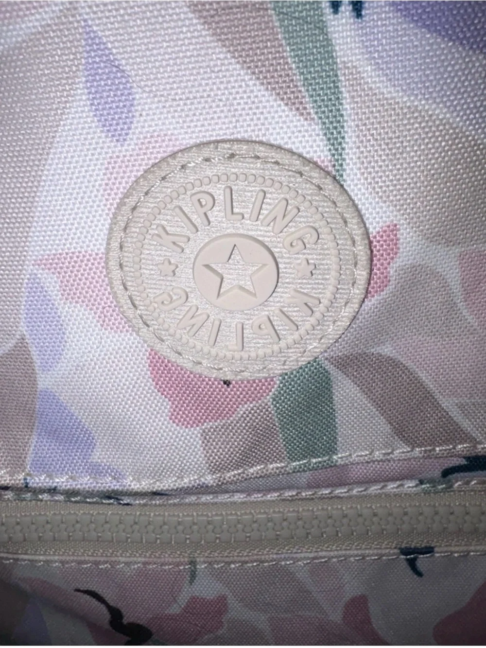 Kipling women floral