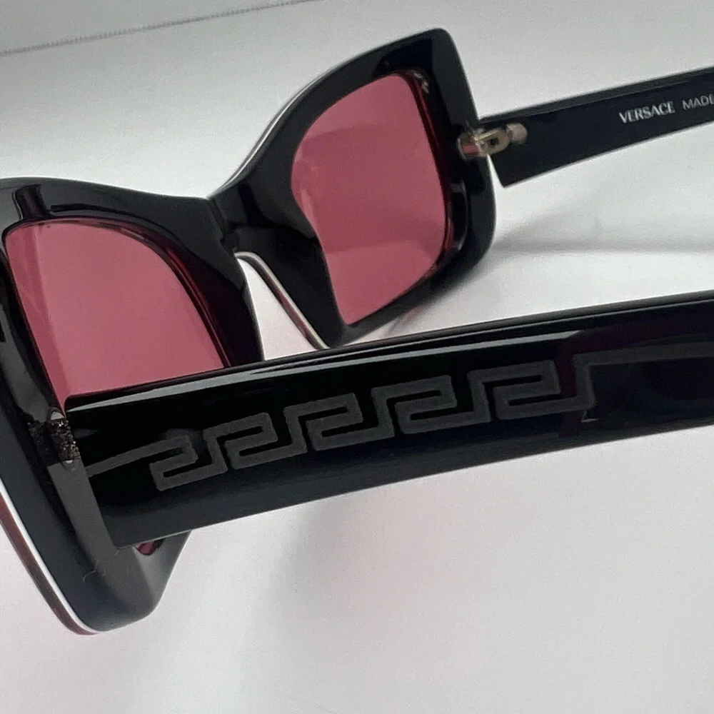 VERSACE Black/Pink‎ Stripe Sunglasses MOD GV3 | PRELOVED!!💓🖤🕶️☀️