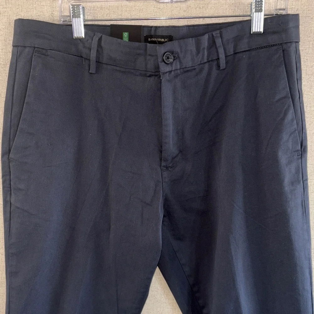 Banana Republic one due