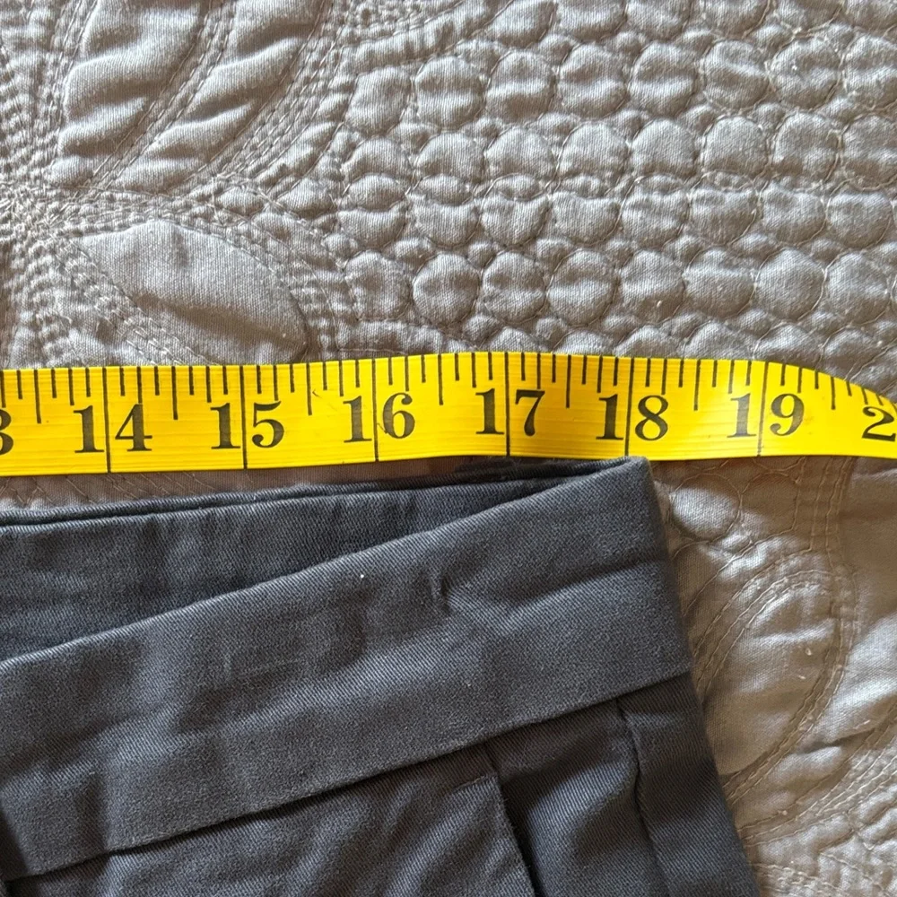 Banana Republic colors be considered