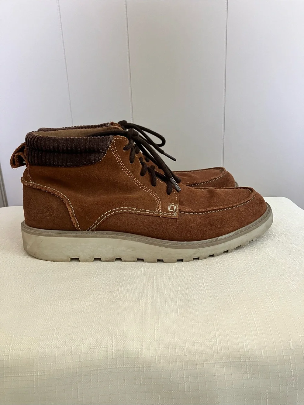 Clarks suede chukka