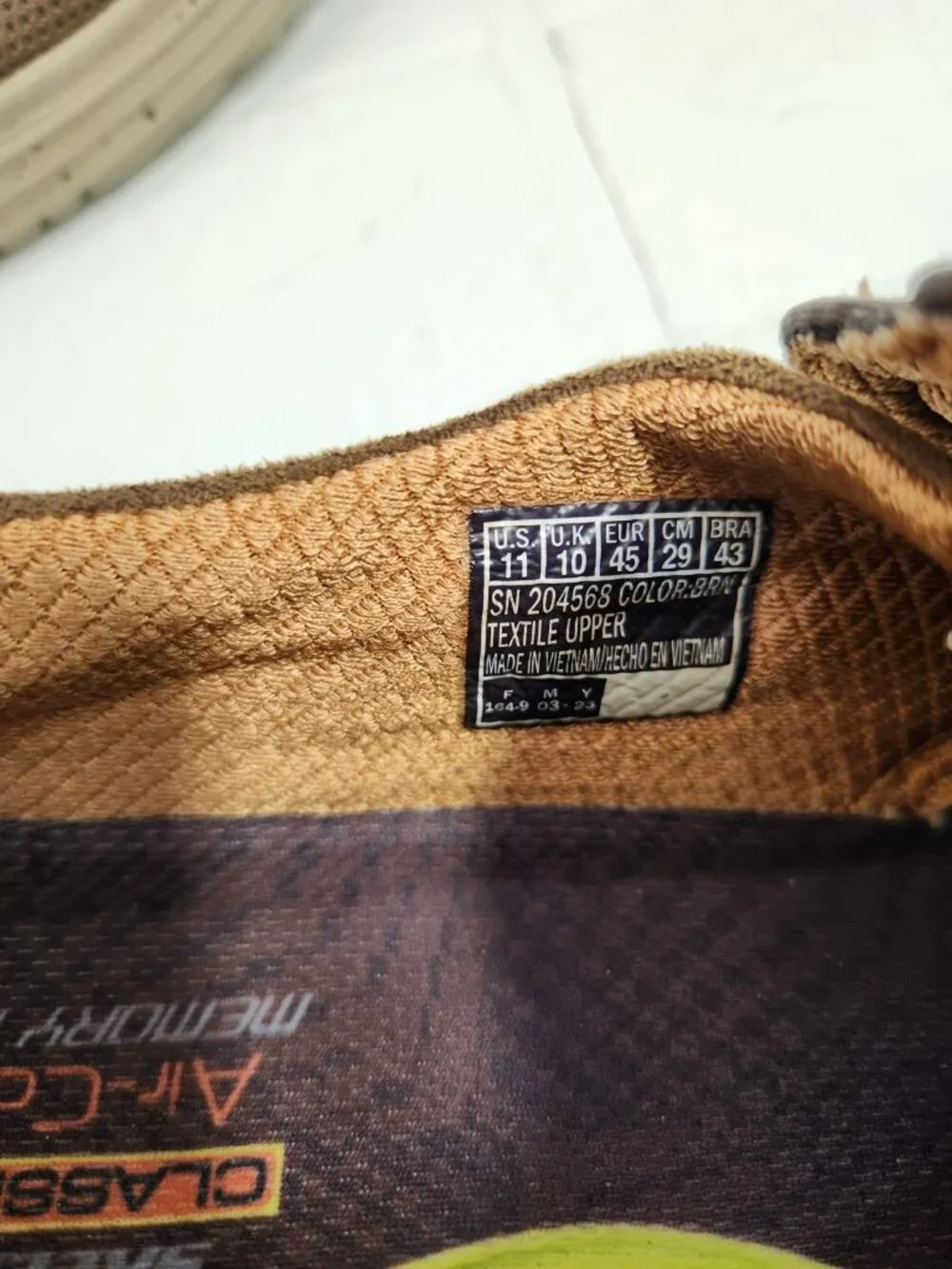 Skechers classic fit
