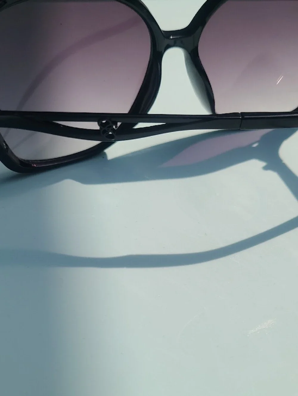 Women’s Oversized Tortoiseshell and Black Sunglasses Set