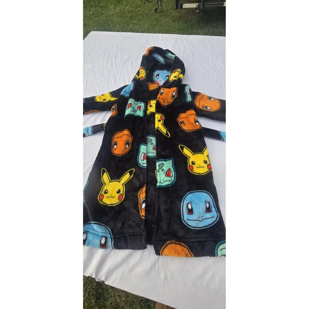 Pokemon pikachu character