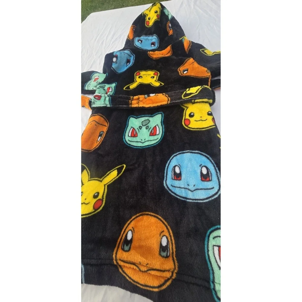 Pokemon pikachu character