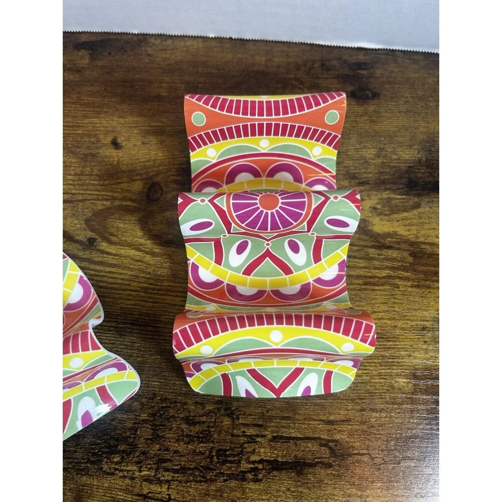 Unbranded serve tacos