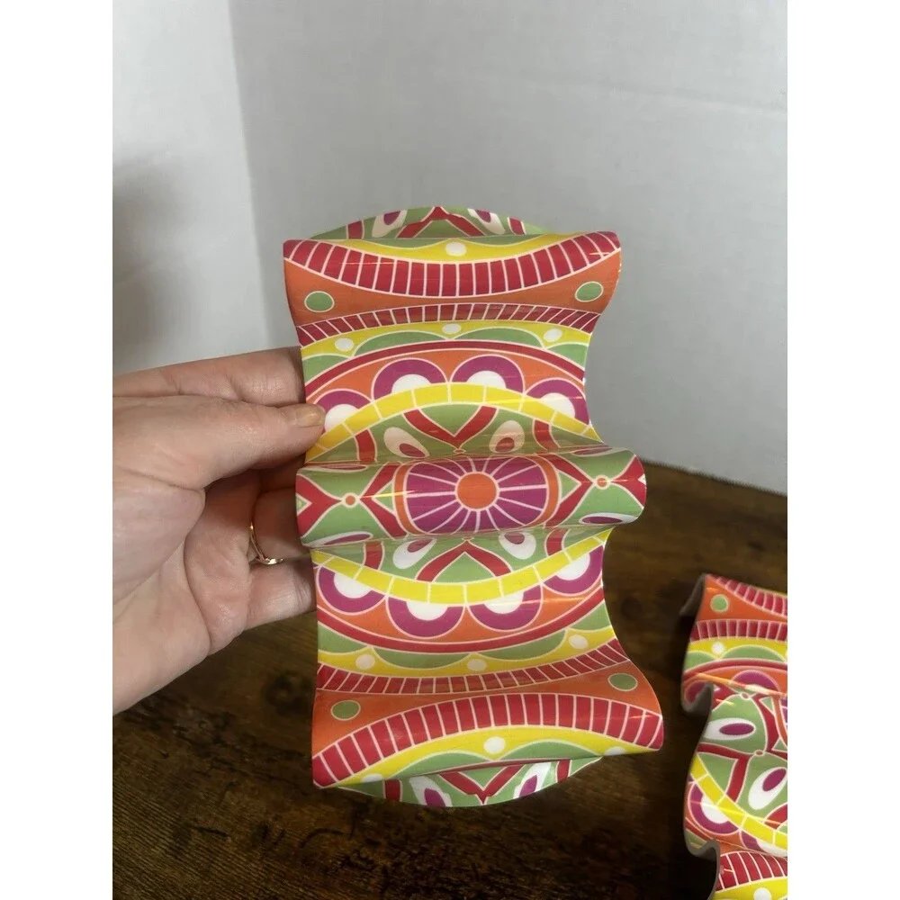 Unbranded serve tacos