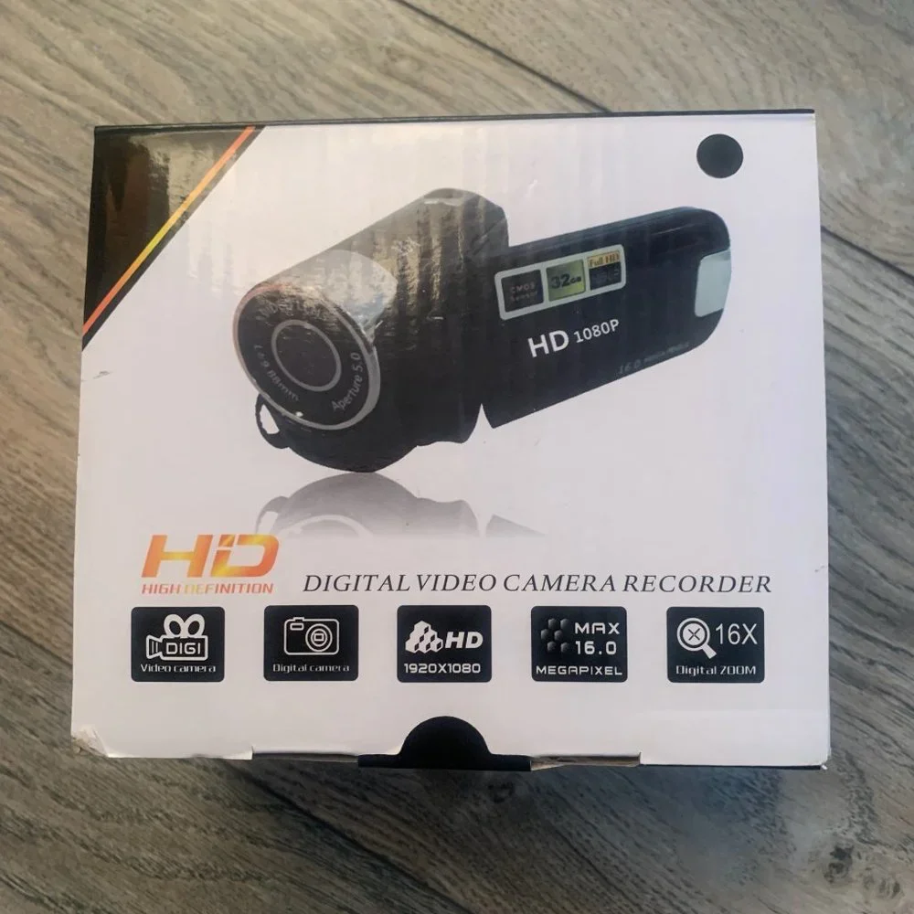 HD 1080P‎ DIGITAL VIDEO CAMERA RECORDER- 16X DIGITAL ZOOM