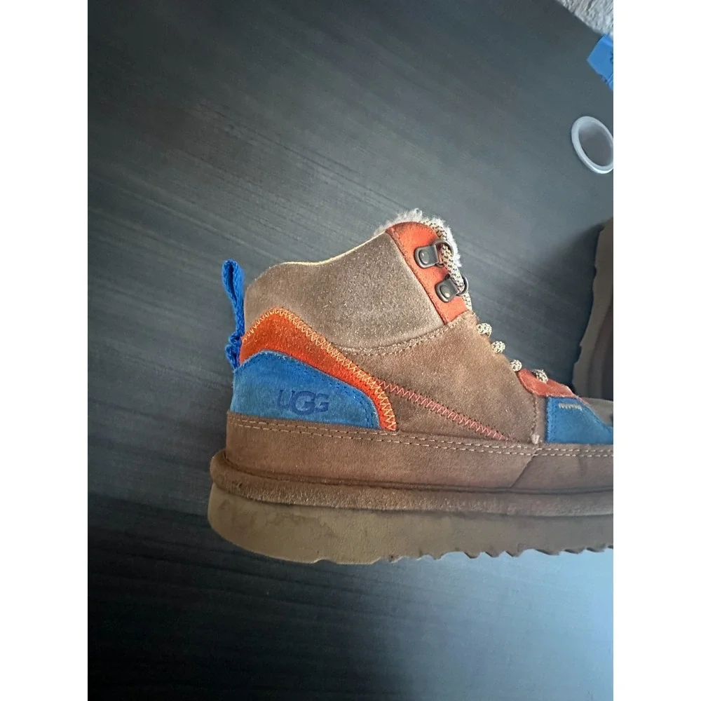 UGG highland hi