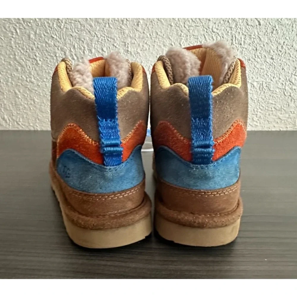 UGG highland hi