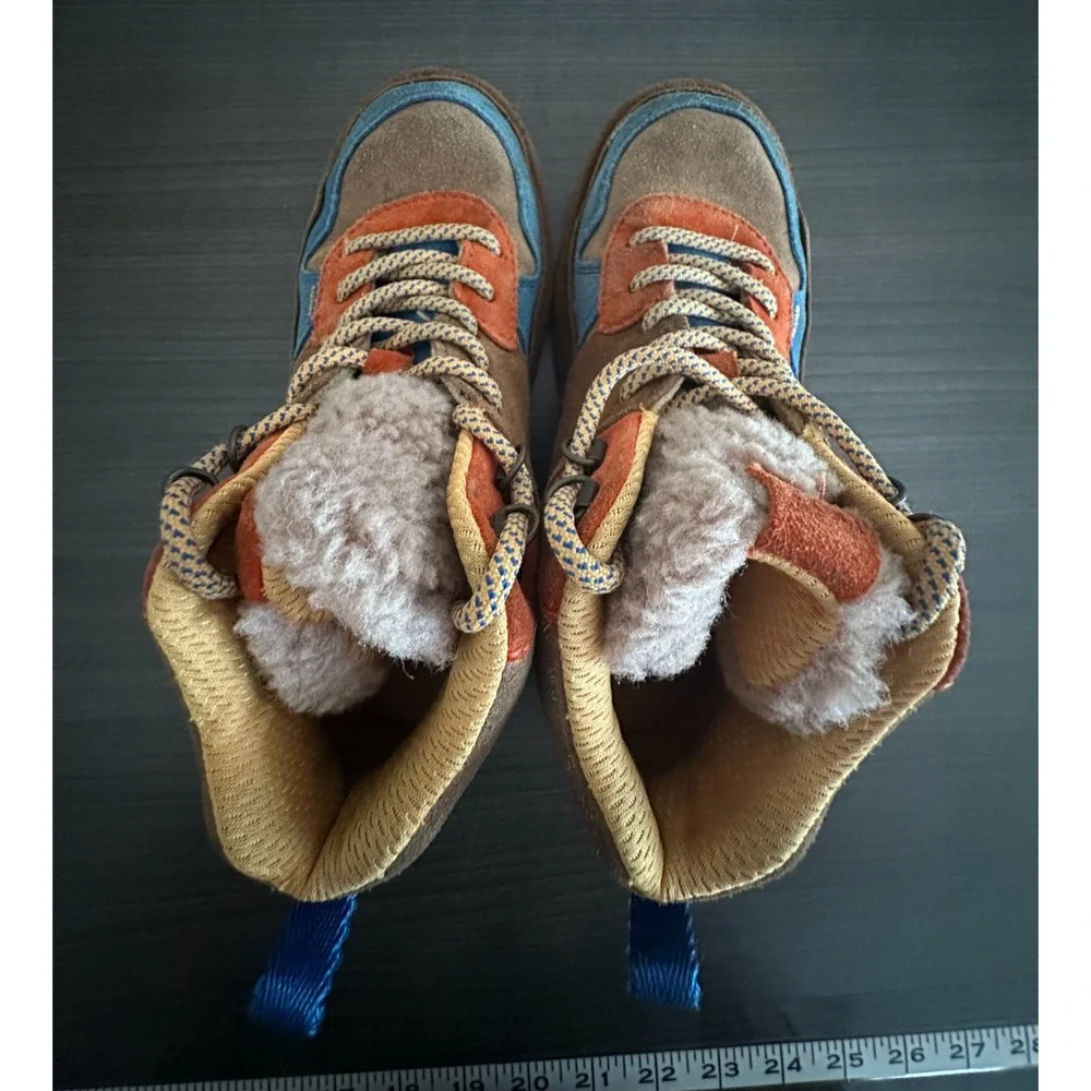 UGG highland hi