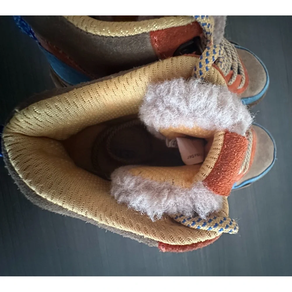 UGG highland hi