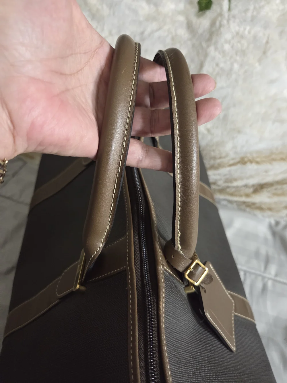 Dunhill textured pvc