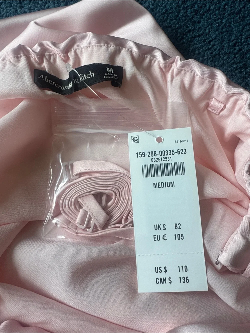 Abercrombie & Fitch new tags