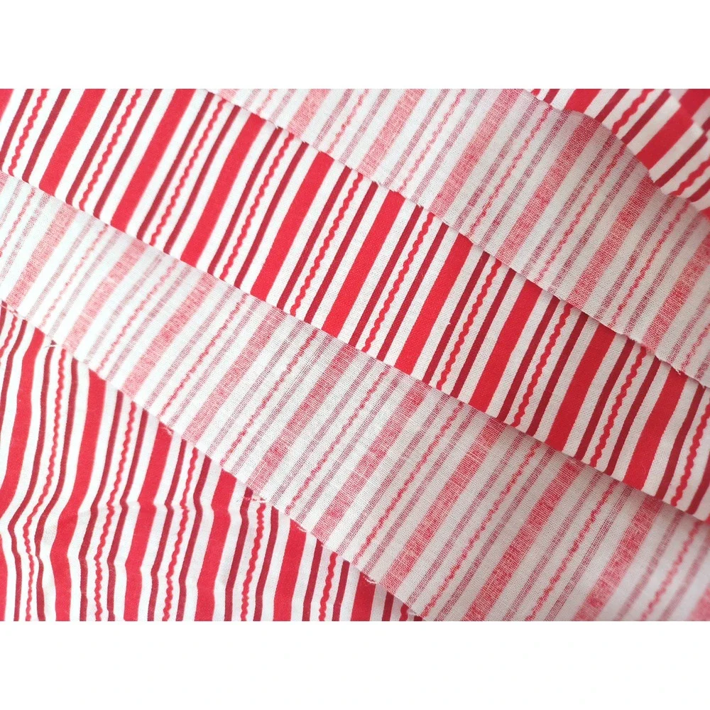 Red White Stripes Christmas Craft Sewing Quilting Cotton Fabric 1 Pc 128