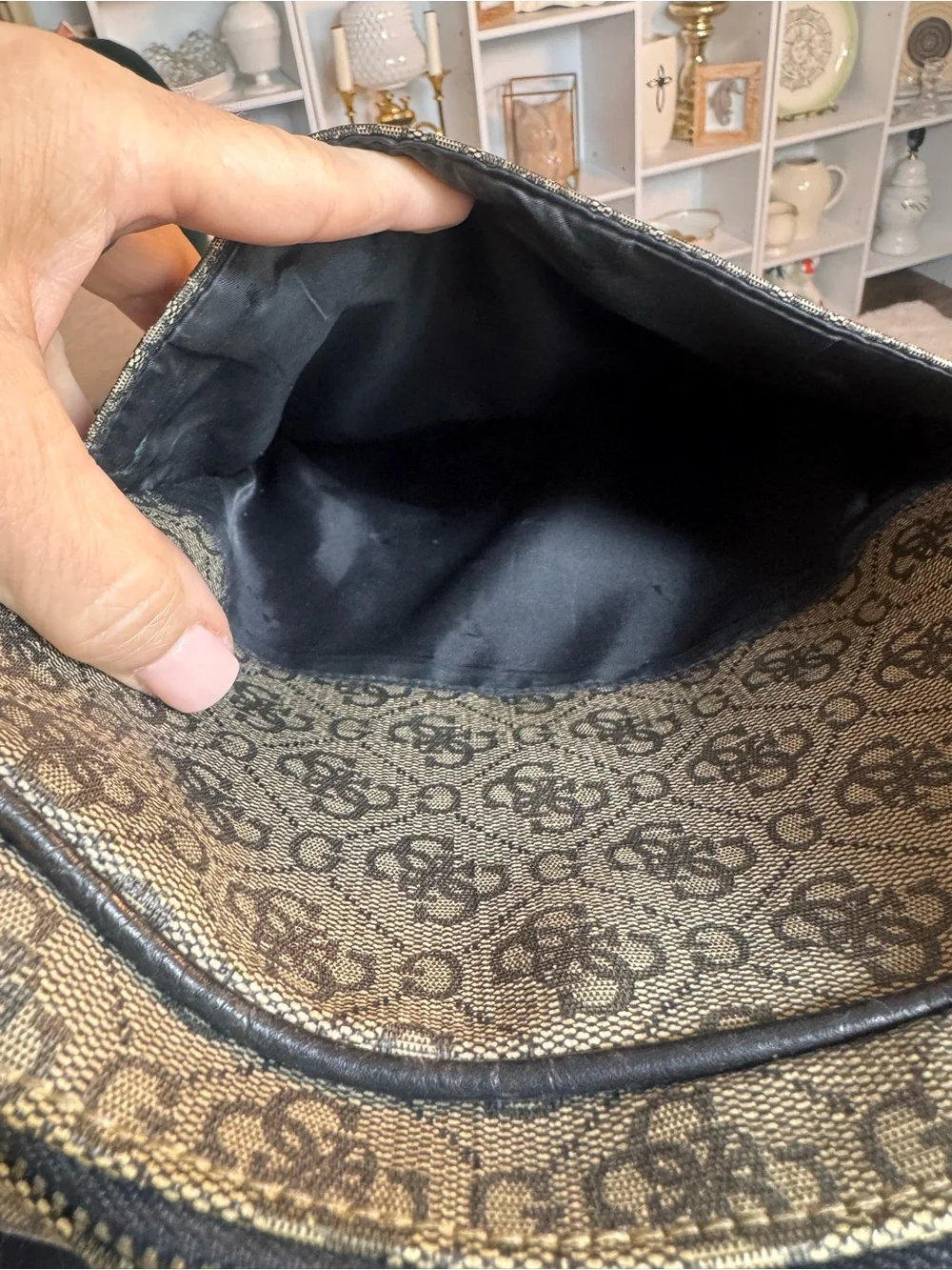 Guess stylish brown