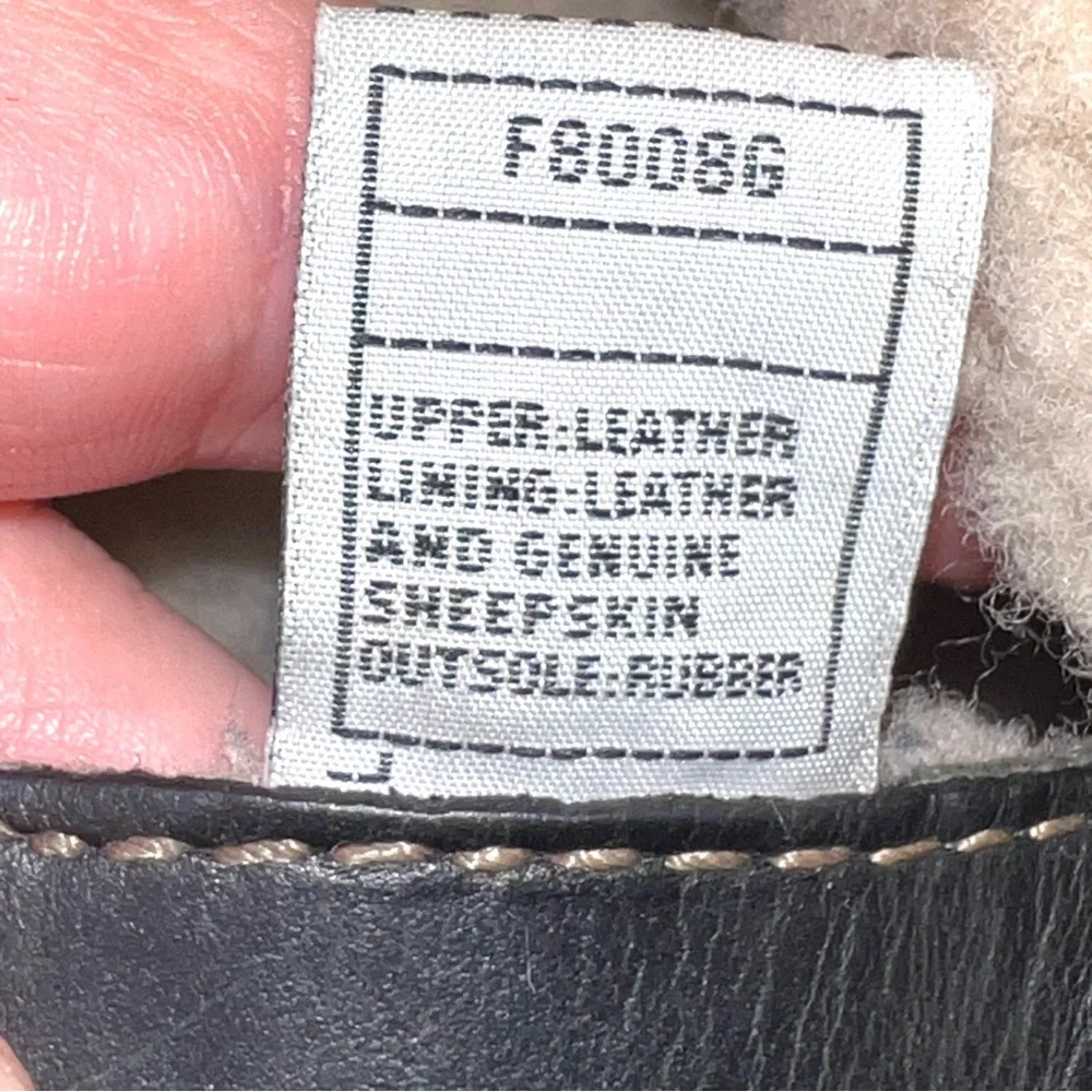 UGG Australia Cove‎ Ankle Boots Black Leather Suede Sheepskin Wrapped Lace Sz 7