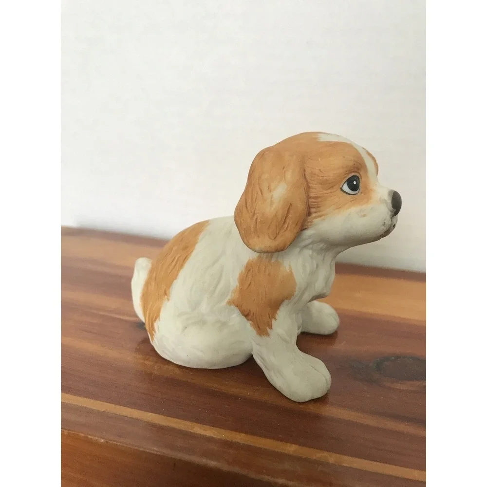 Home Interiors capture something dog