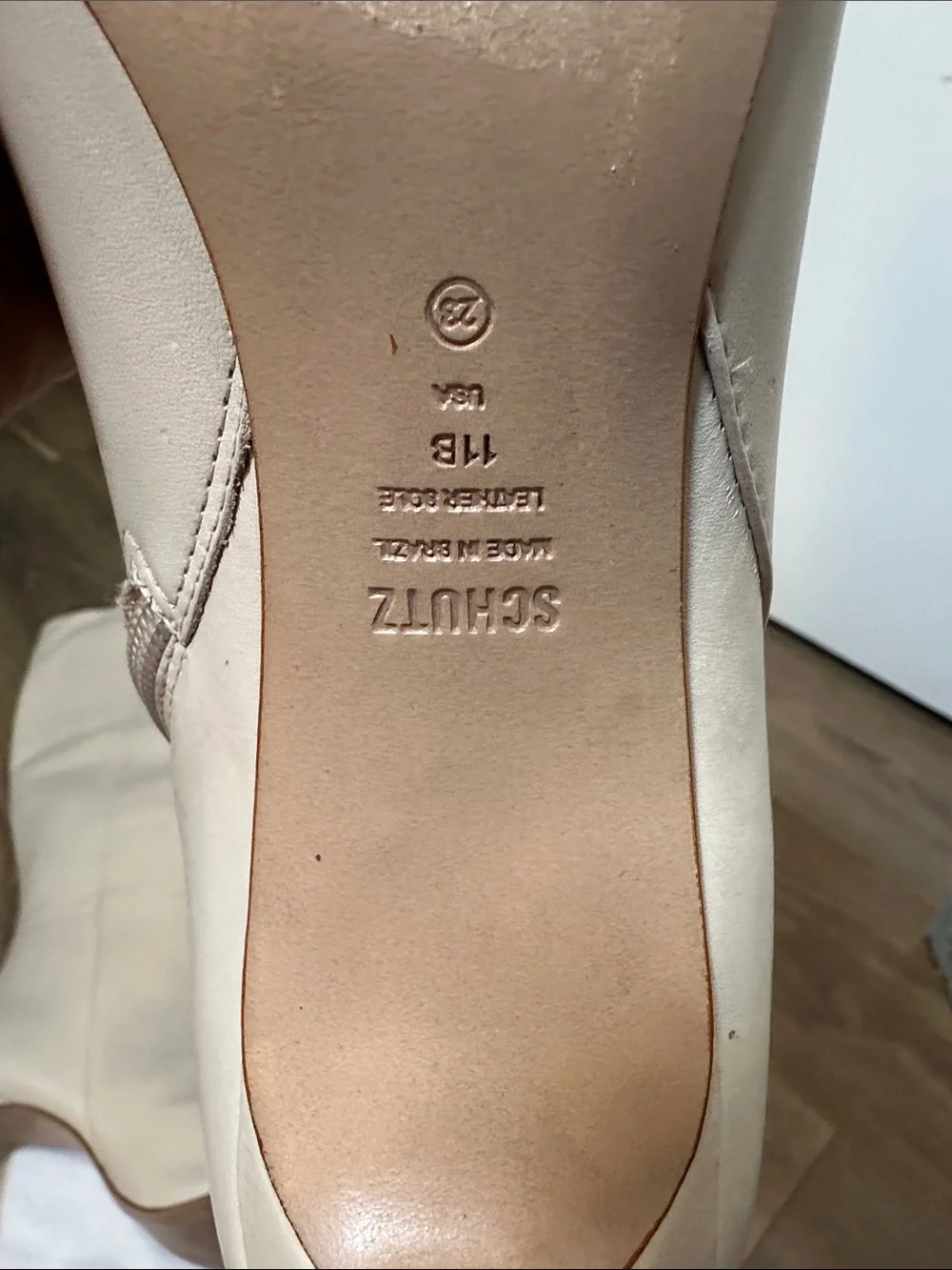 SCHUTZ elegant over
