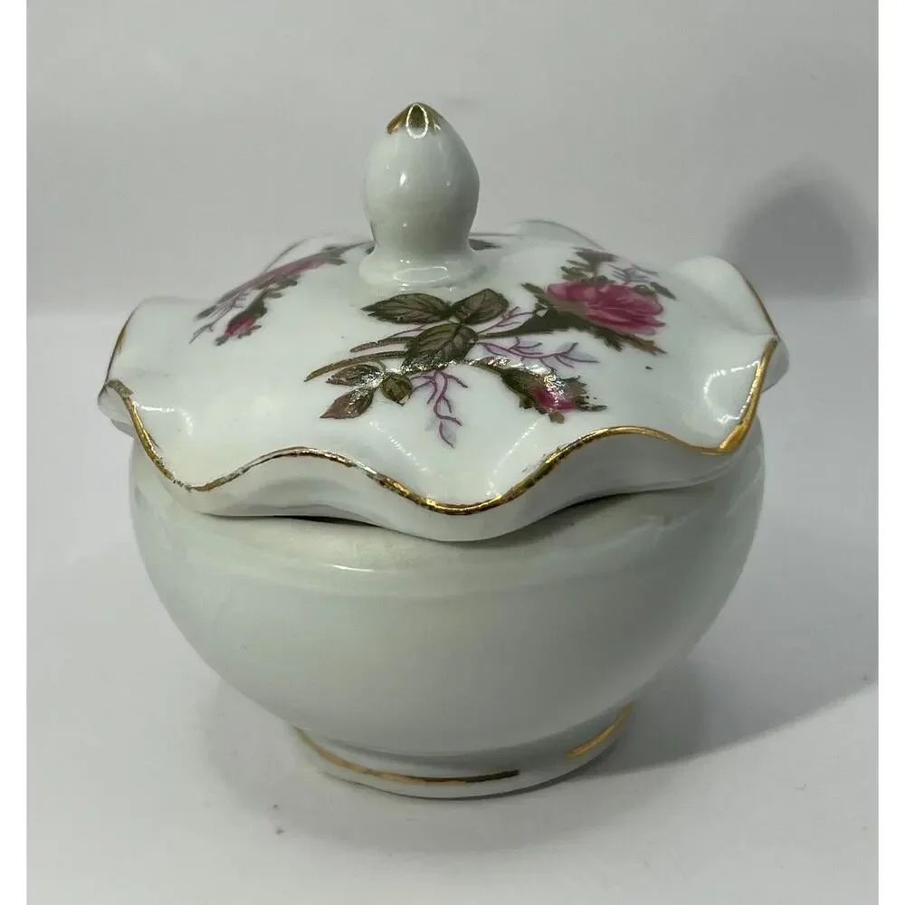 Unbranded trinket box