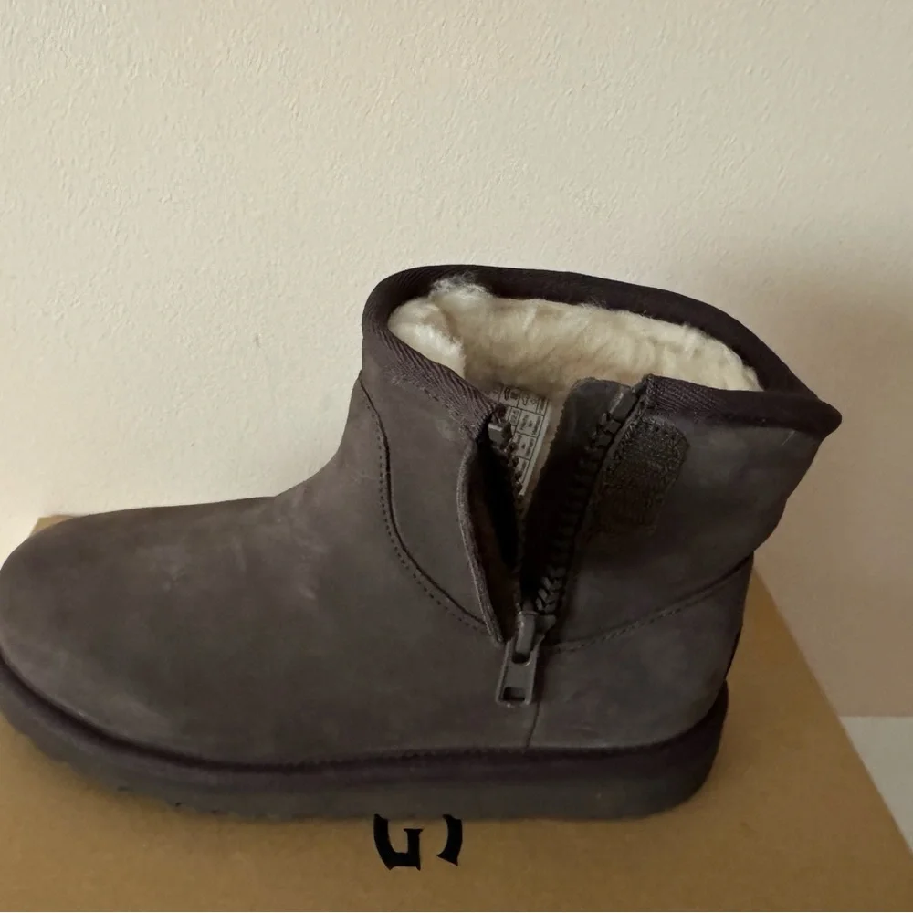 UGG ugg® adri