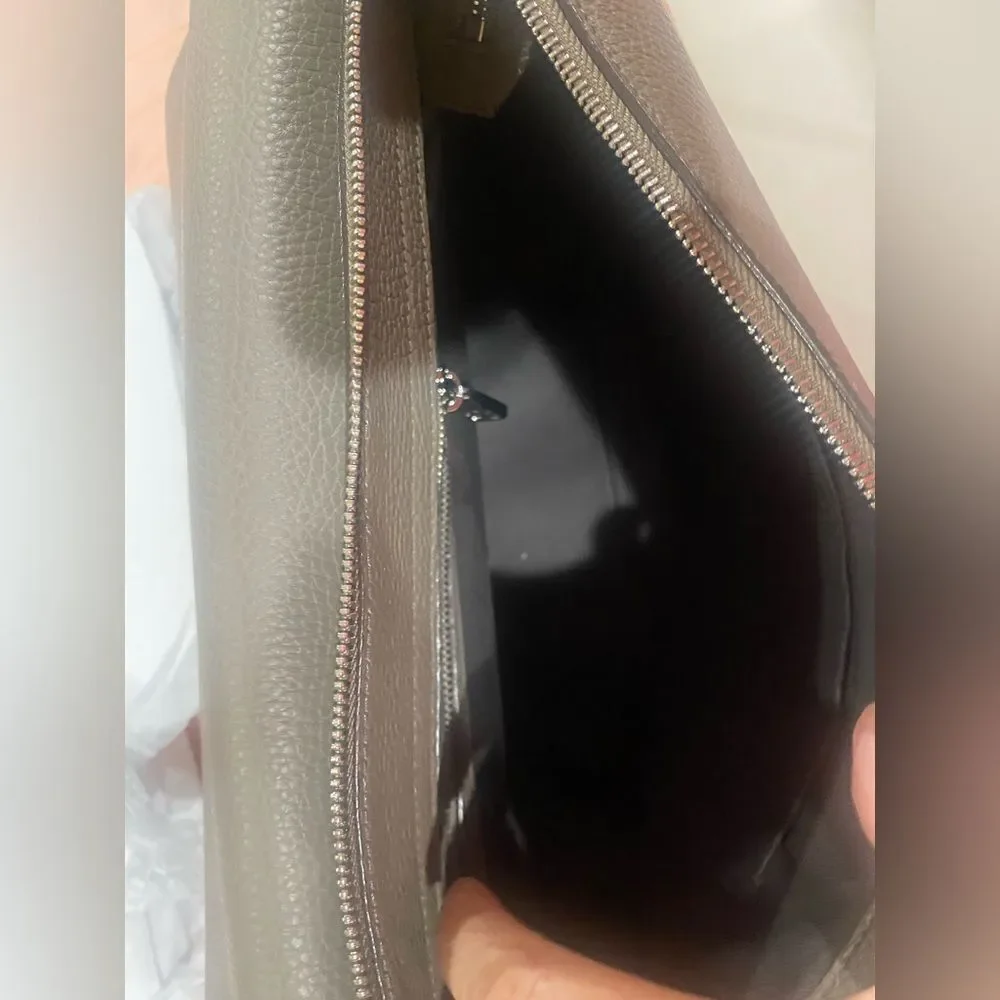 Bally grey coppet