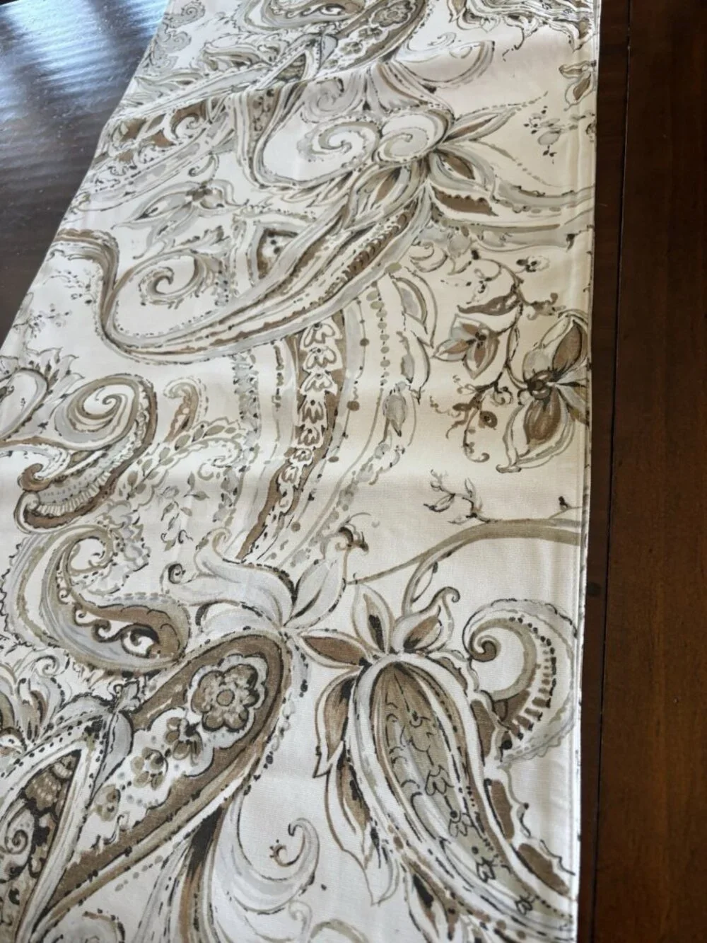 Pottery Barn Jolie Paisley Table Runner  18” x 104” Long Cream Brown Double Side