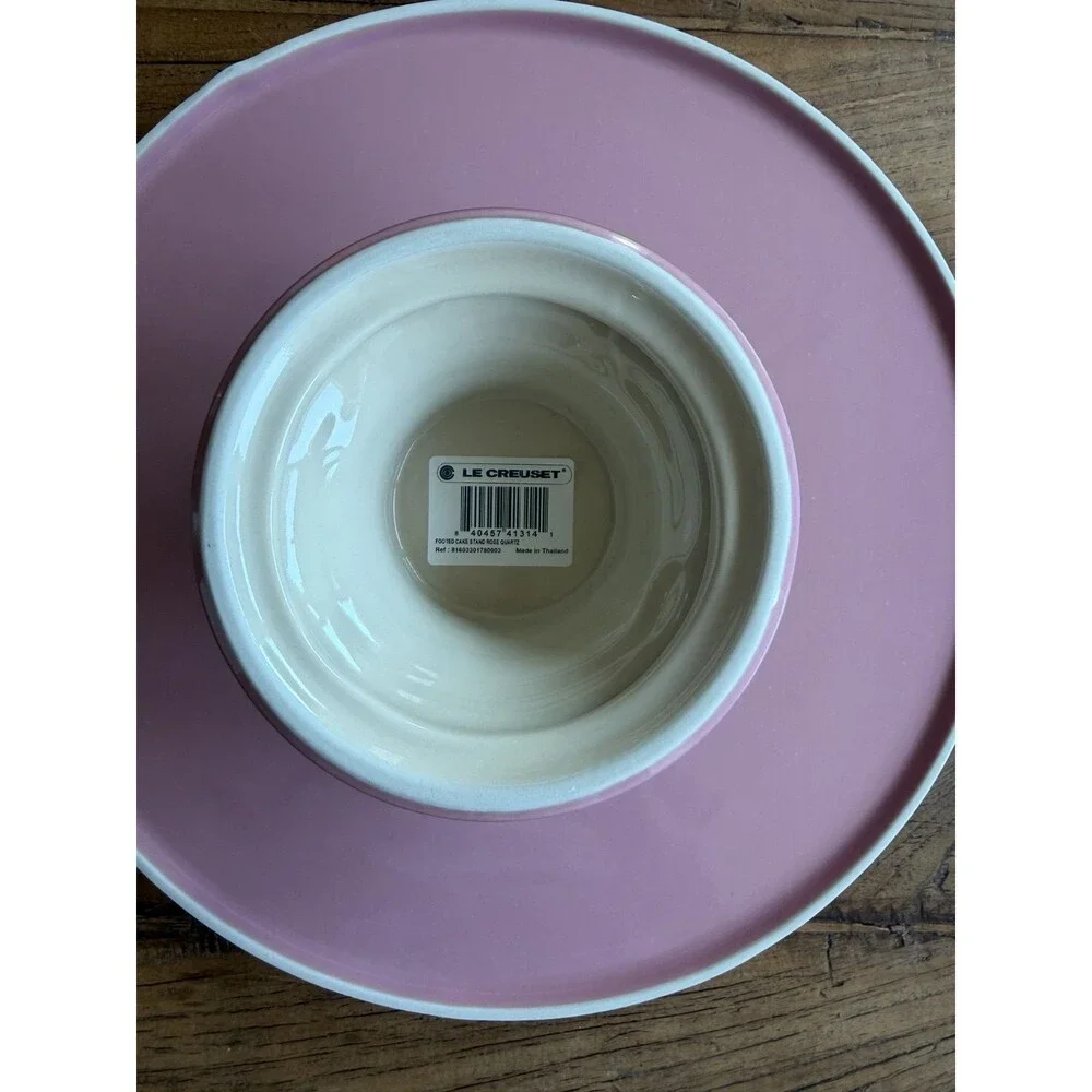 Le Creuset  Stoneware Footed Cake Stand 30 cm  11.75