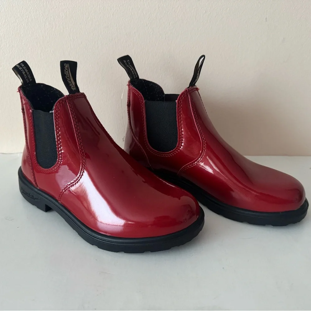Blundstone Red Low-Heel Chelsea  shiny red patent leather boot. 2253. 3, 4