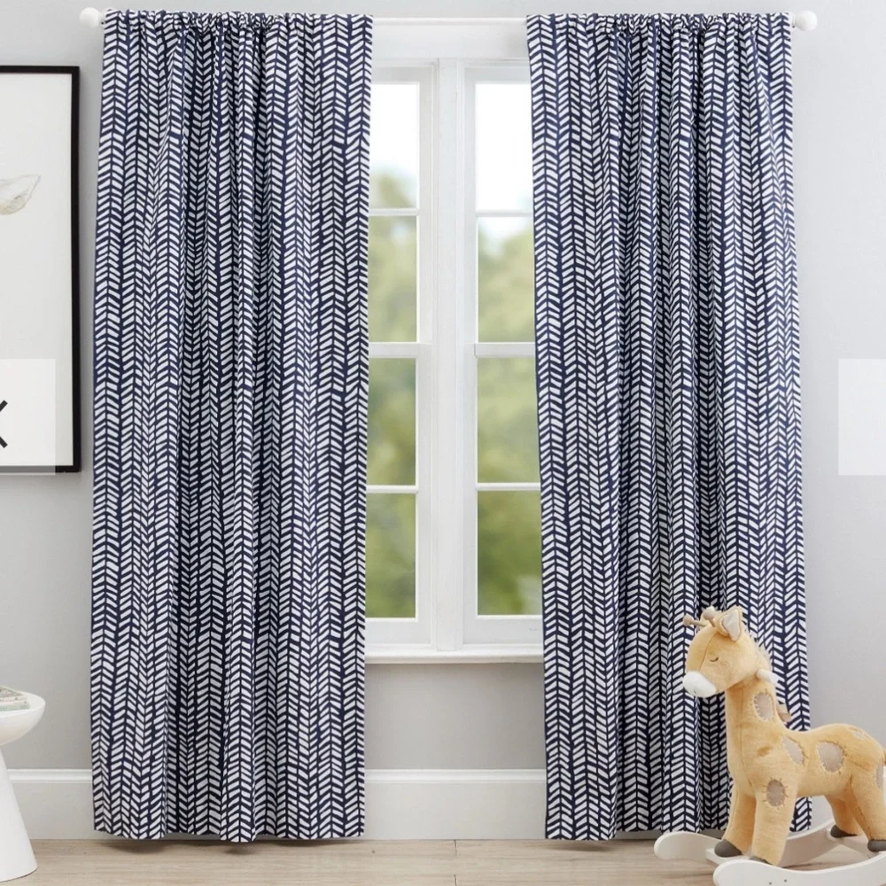 Pottery Barn Kids‎ Broken Arrows Cotton Blackout Curtain